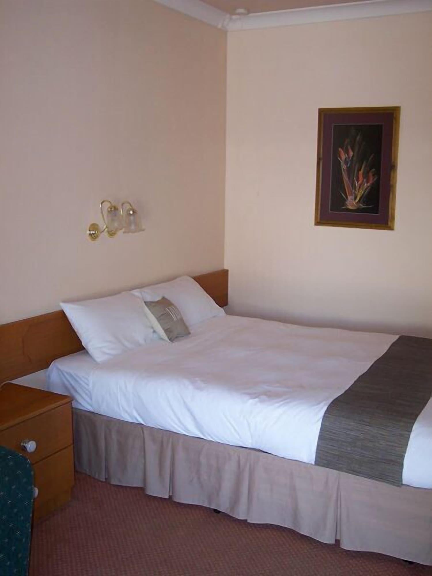 Philadelphia Motor Inn Эчука Экстерьер фото