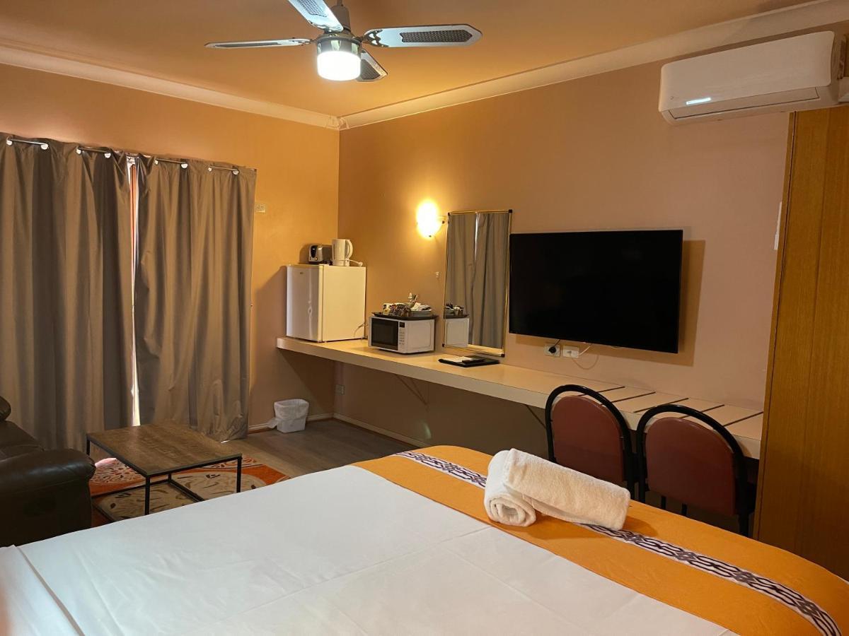 Philadelphia Motor Inn Эчука Экстерьер фото