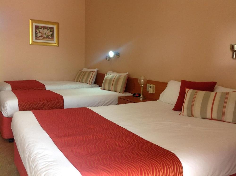 Philadelphia Motor Inn Эчука Экстерьер фото
